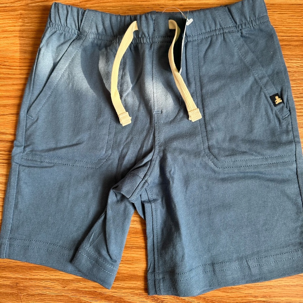 Baby Gap boys’ shorts size 5 years. New with tags. Blue.